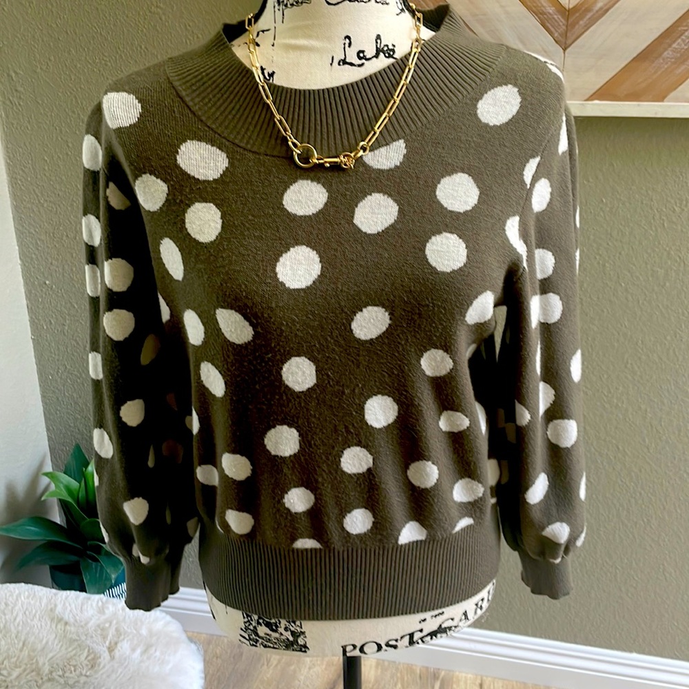 Free Assembly green & white Sweater size small
